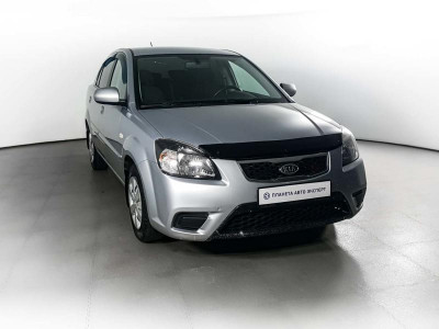 Kia Rio 1.4 MT (97 л. с.)