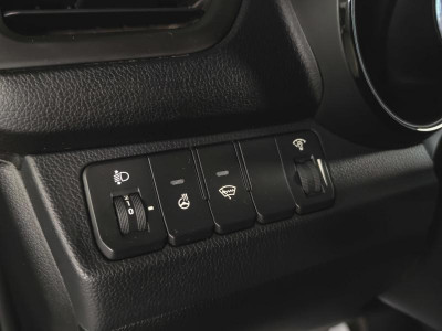 Kia Rio 1.6 6MT (123 л. с.)