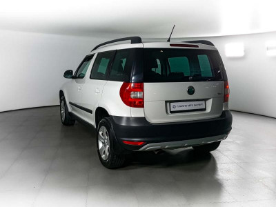ŠKODA Yeti 1.2 TSI DSG (105 л. с.)