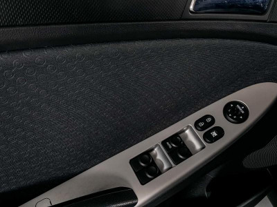 Hyundai Solaris 1.4 MT (107 л. с.)