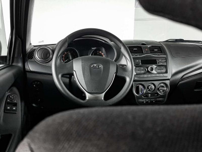 LADA Новая Granta седан 1.6 MT 8кл (87 л. с.)